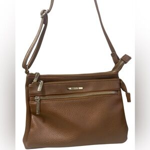 Roots Brown Crossbody Bag Zippers Compartments Clutch Purse Handbag Vintage Soft